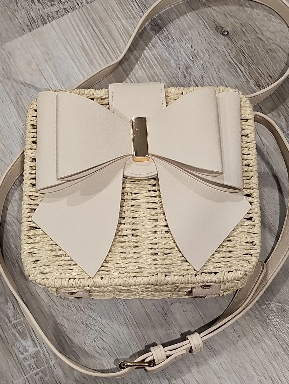 Like Dreams Cream Woven Crossbody Bag with Bow Accent NWOT